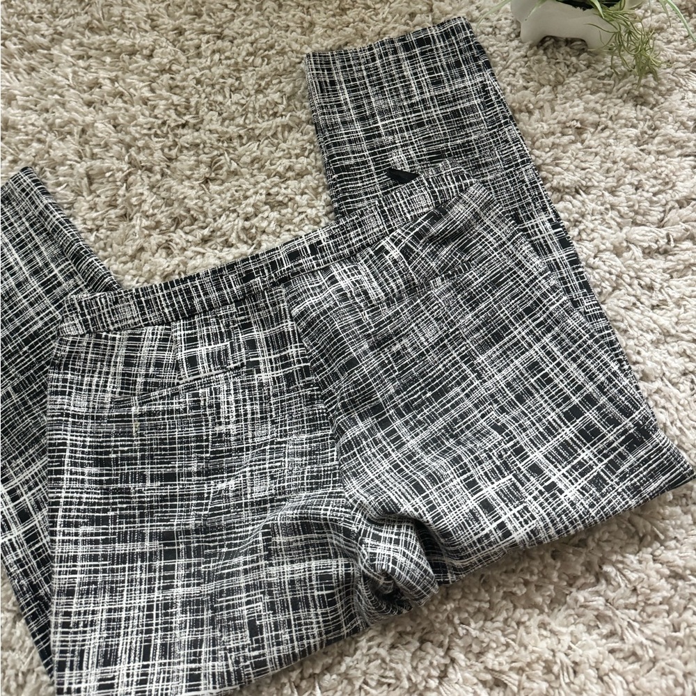 Amanda & Chelsea business casual super cute professional black and white…